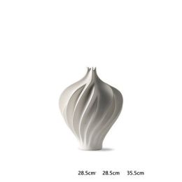 Spiral Twist Pointed Mouth Vase Ornaments Accumulation Round Ball (Option: Ru Li Flower Ware F model)